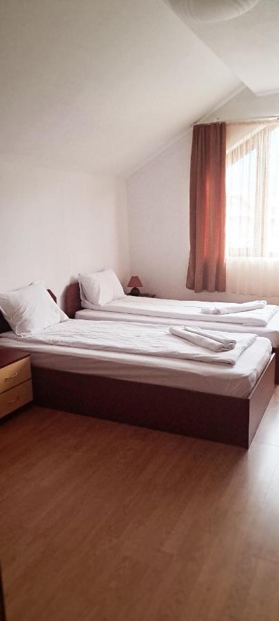 Todorini Kuli Apartments Bansko Quarto foto